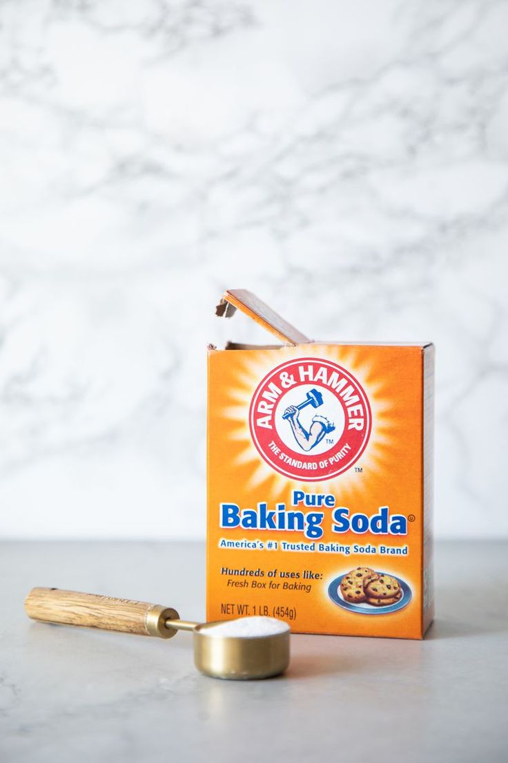 Sử dụng baking soda làm trắng áo